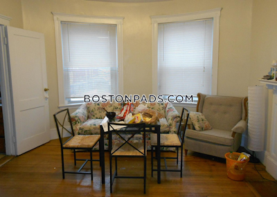 Allston Deal Alert! Spacious 4 Be 1.5 Bath apartment in Glenville Ave Boston - $3,200