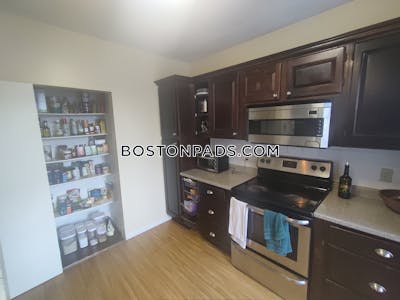 Mission Hill Spacious 4 bed 1 bath available Sept on Tremont St. Mission! Boston - $6,400