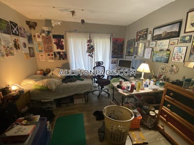 Allston Apartment for rent 2 Bedrooms 2 Baths Boston - $3,500