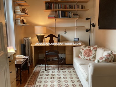 Jamaica Plain Apartment for rent 3 Bedrooms 1 Bath Boston - $4,550