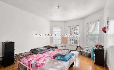 Mission Hill 3 Bed, 1 Bath Unit Boston - $4,500