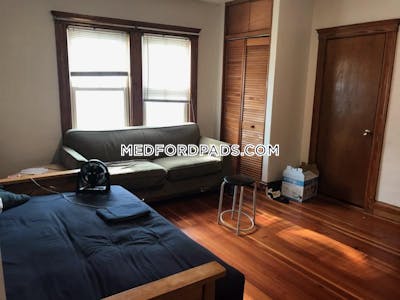 Medford Apartment for rent 3 Bedrooms 1 Bath  Tufts - $3,675